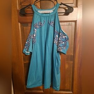 Miss Look sz XL blue floral design cold shoulder top